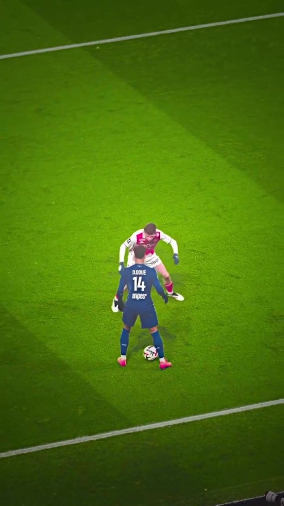 反向牛尾巴！慢鏡頭看杜埃這次極限博弈擺脫！